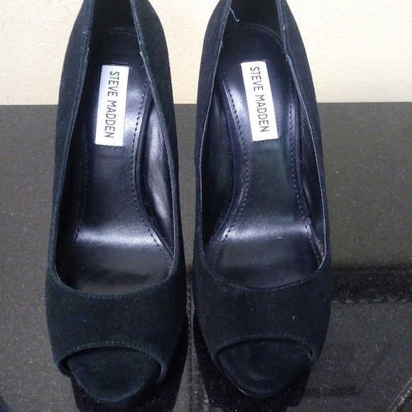 Steve Madden Kyraa Suede Peep-Toe Pumps - Picture 2 of 5